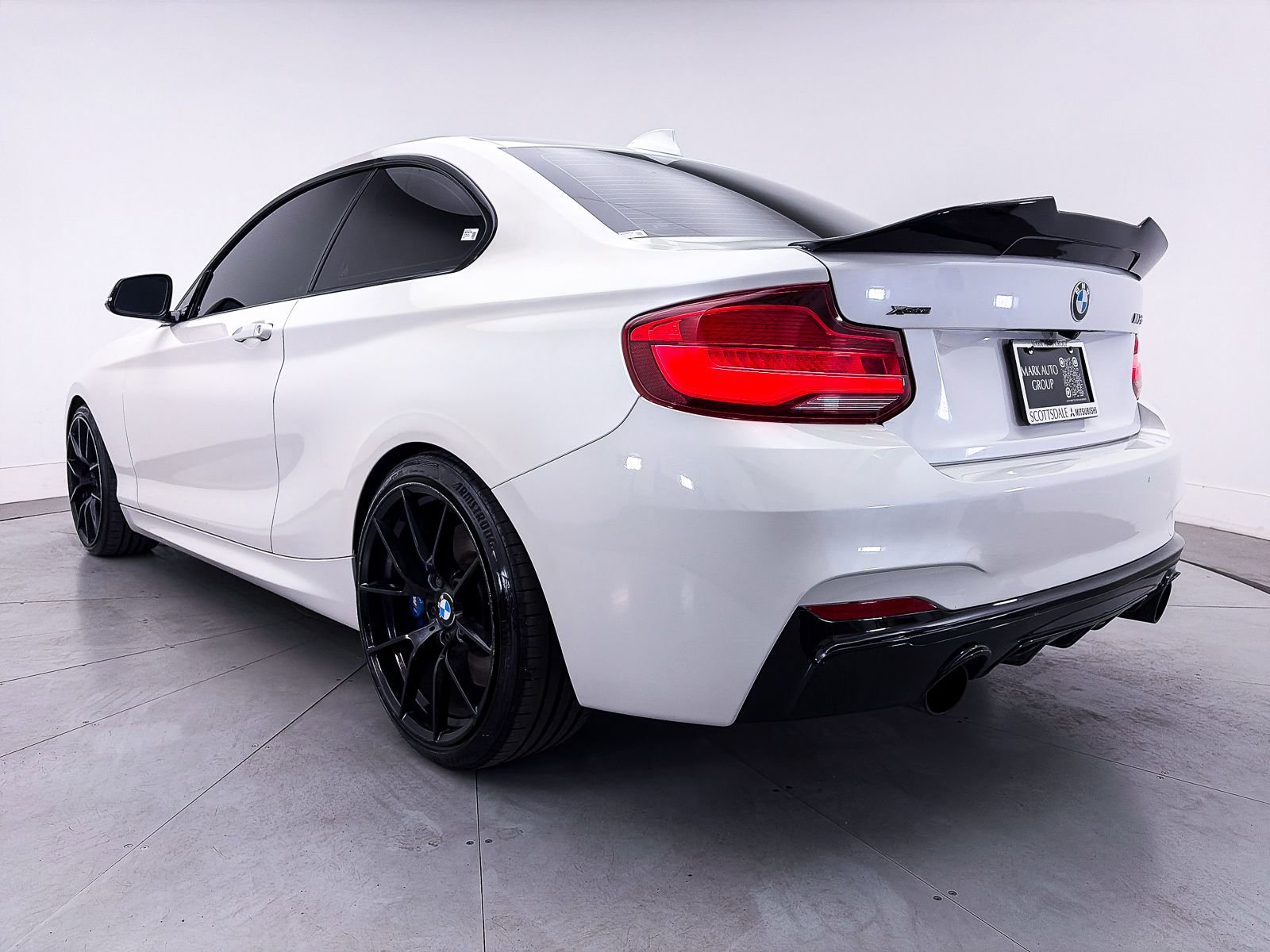 Used 2018 BMW M240i xDrive Coupe AWD/4WD image 13