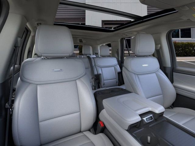 New 2026 Ford Expedition Platinum w/ Driver's Package image 10