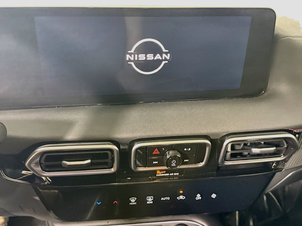 Used 2026 Nissan Sentra SR w/ Floor Mat Package FWD image 17