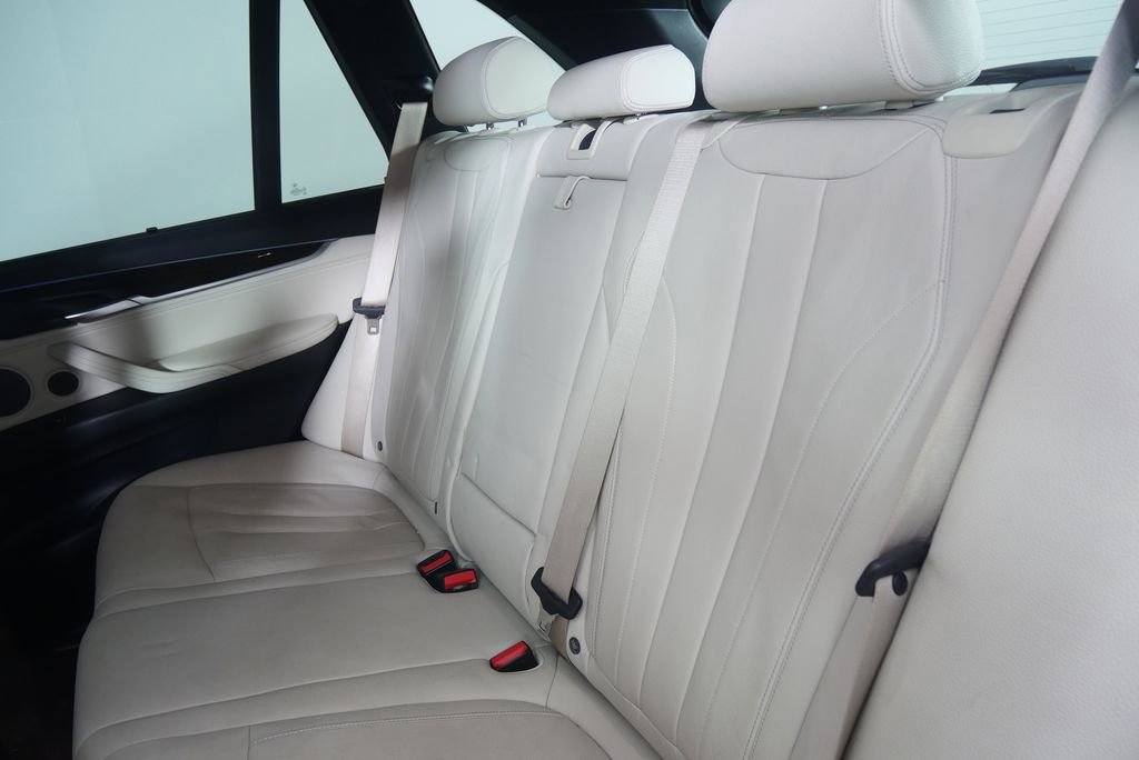 Used 2018 BMW X5 sDrive35i w/ Lighting Package image 14