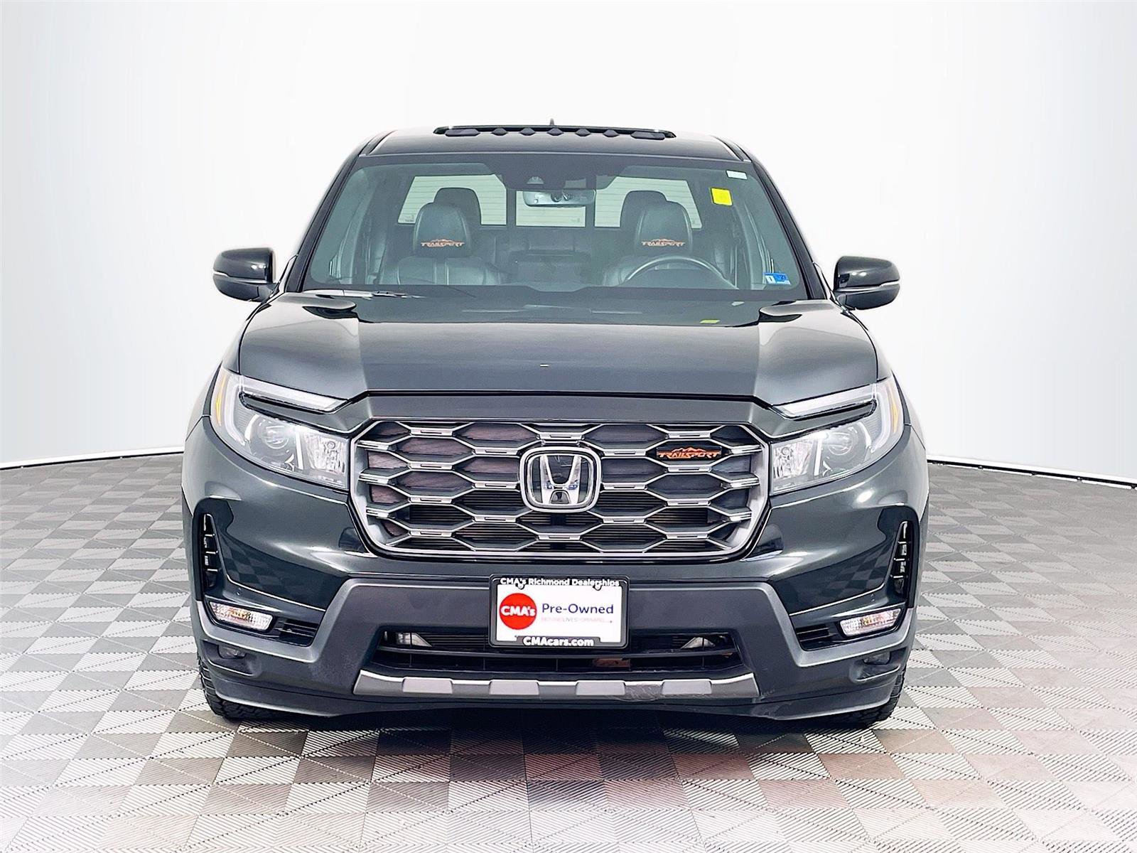 Used 2025 Honda Ridgeline TrailSport image 2