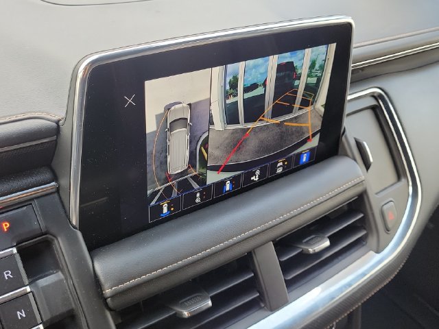 Used 2022 GMC Yukon AT4 w/ Technology Package AWD/4WD image 24