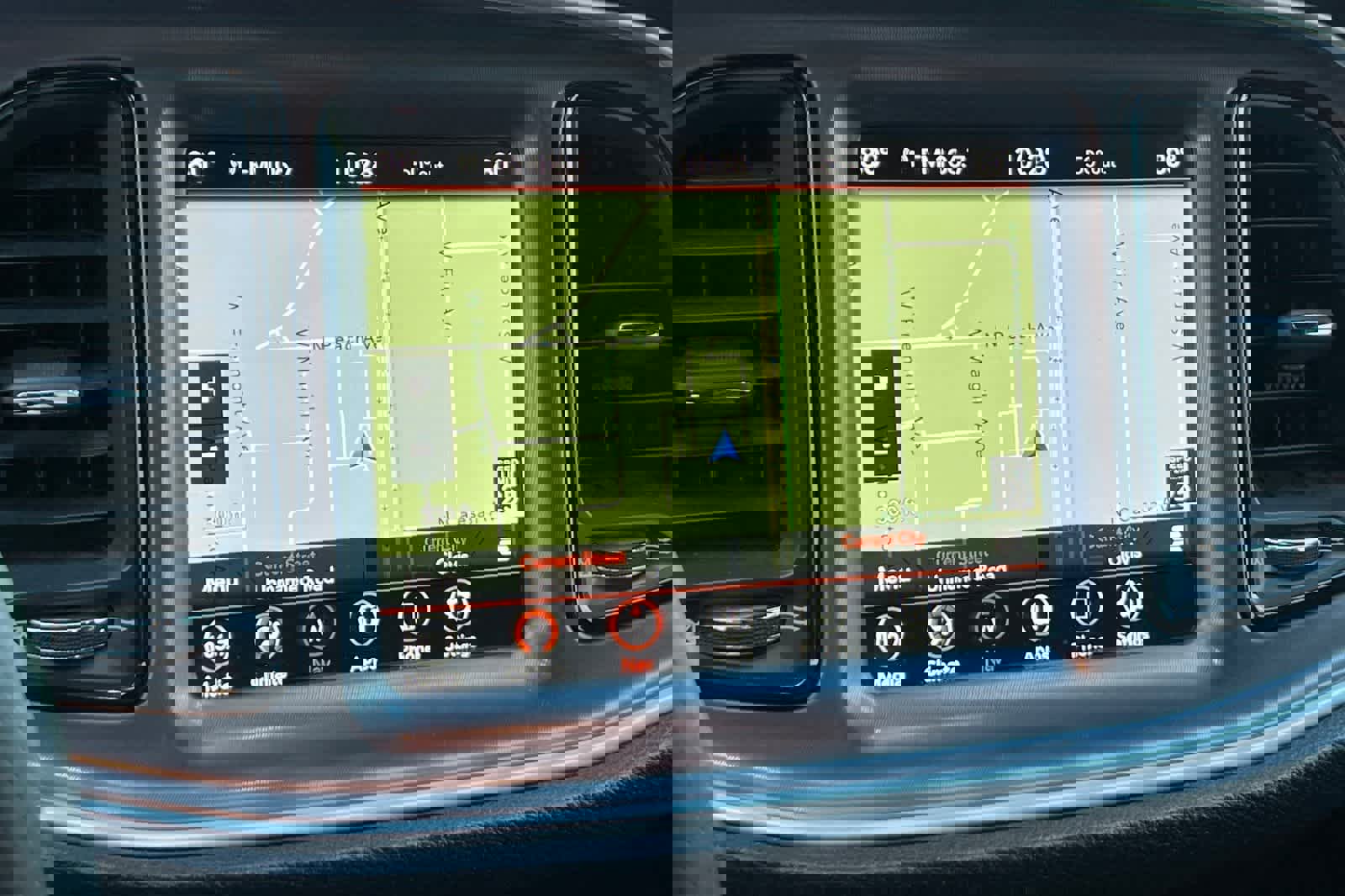 Used 2022 Dodge Challenger R/T w/ Blacktop Package image 19