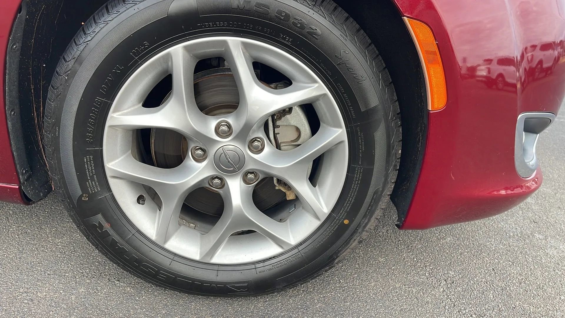 Used 2019 Chrysler Pacifica Touring Plus w/ Tire & Wheel Group image 38