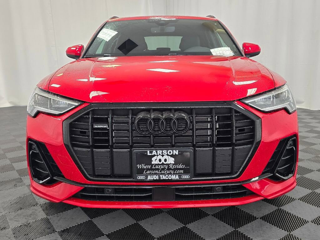 New 2025 Audi Q3 2.0T Premium image 9
