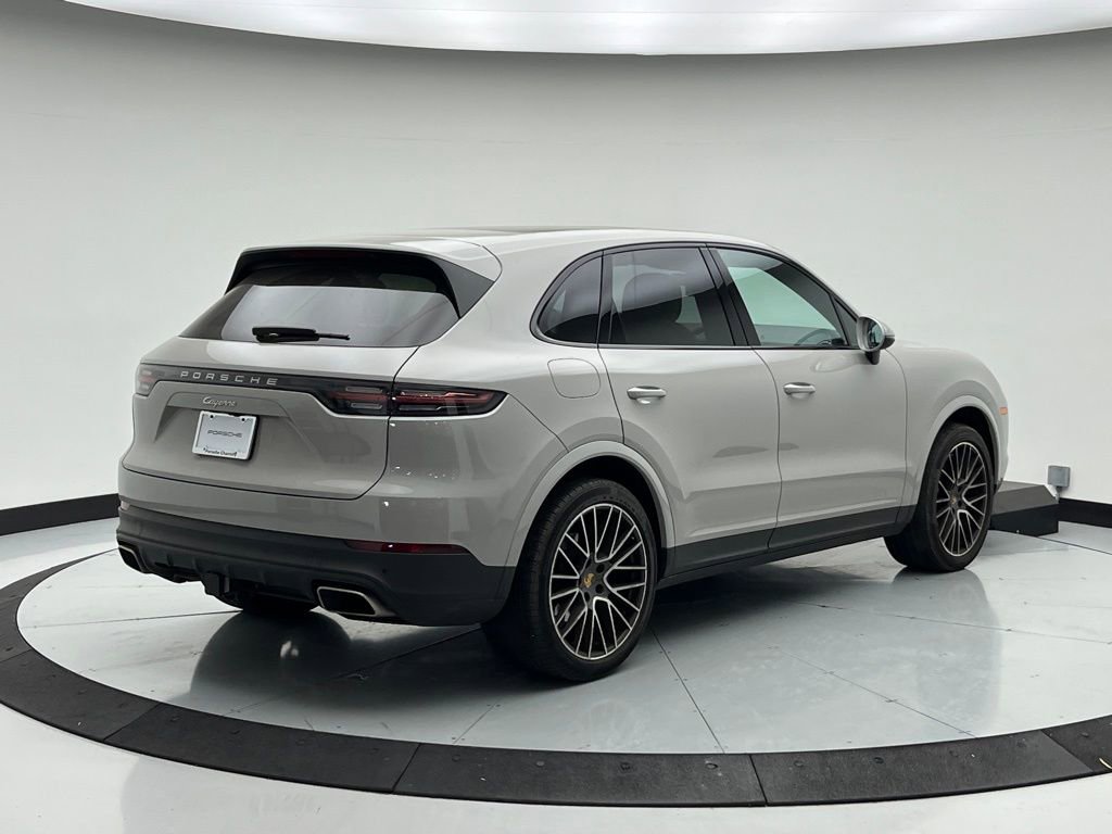 Used 2023 Porsche Cayenne image 7
