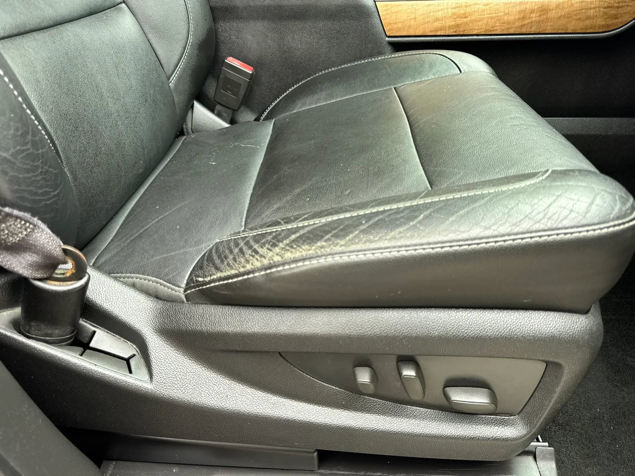 Used 2015 Chevrolet Silverado 1500 LTZ image 14