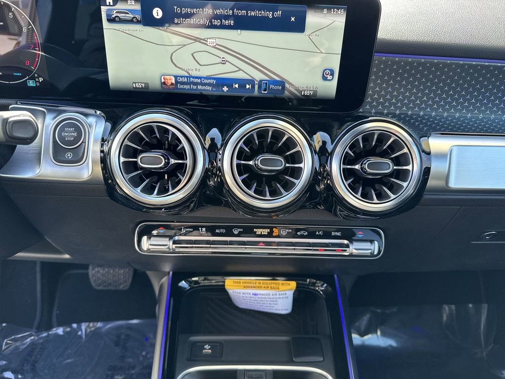 Certified 2025 Mercedes-Benz GLB 250 4MATIC image 23
