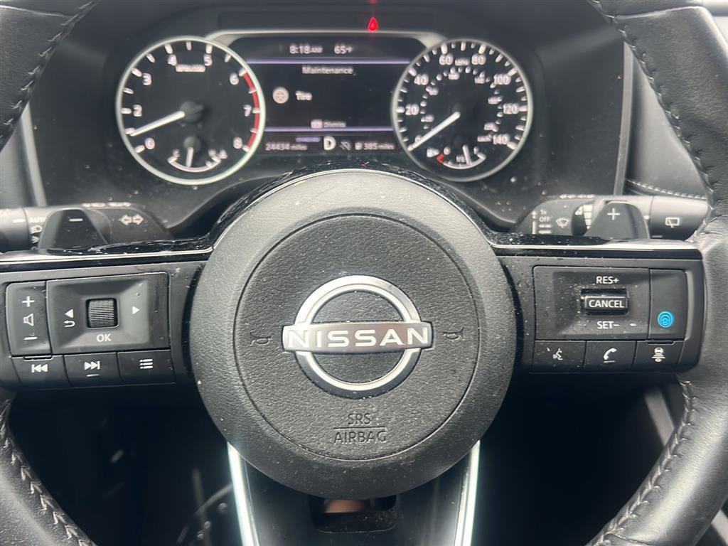 Used 2023 Nissan Rogue SV w/ SV Premium B Package FWD image 9