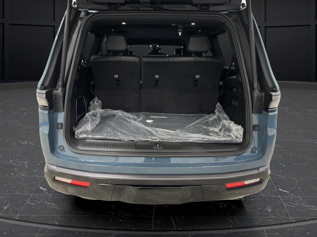 New 2026 Jeep Grand Wagoneer Limited AWD/4WD image 14