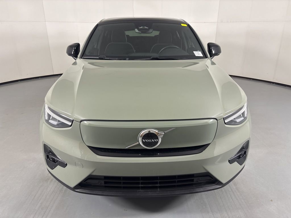 Used 2023 Volvo C40 P8 Recharge Plus image 3