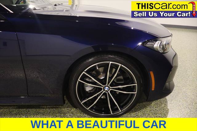Used 2023 BMW 330i Sedan w/ M Sport Package RWD image 11