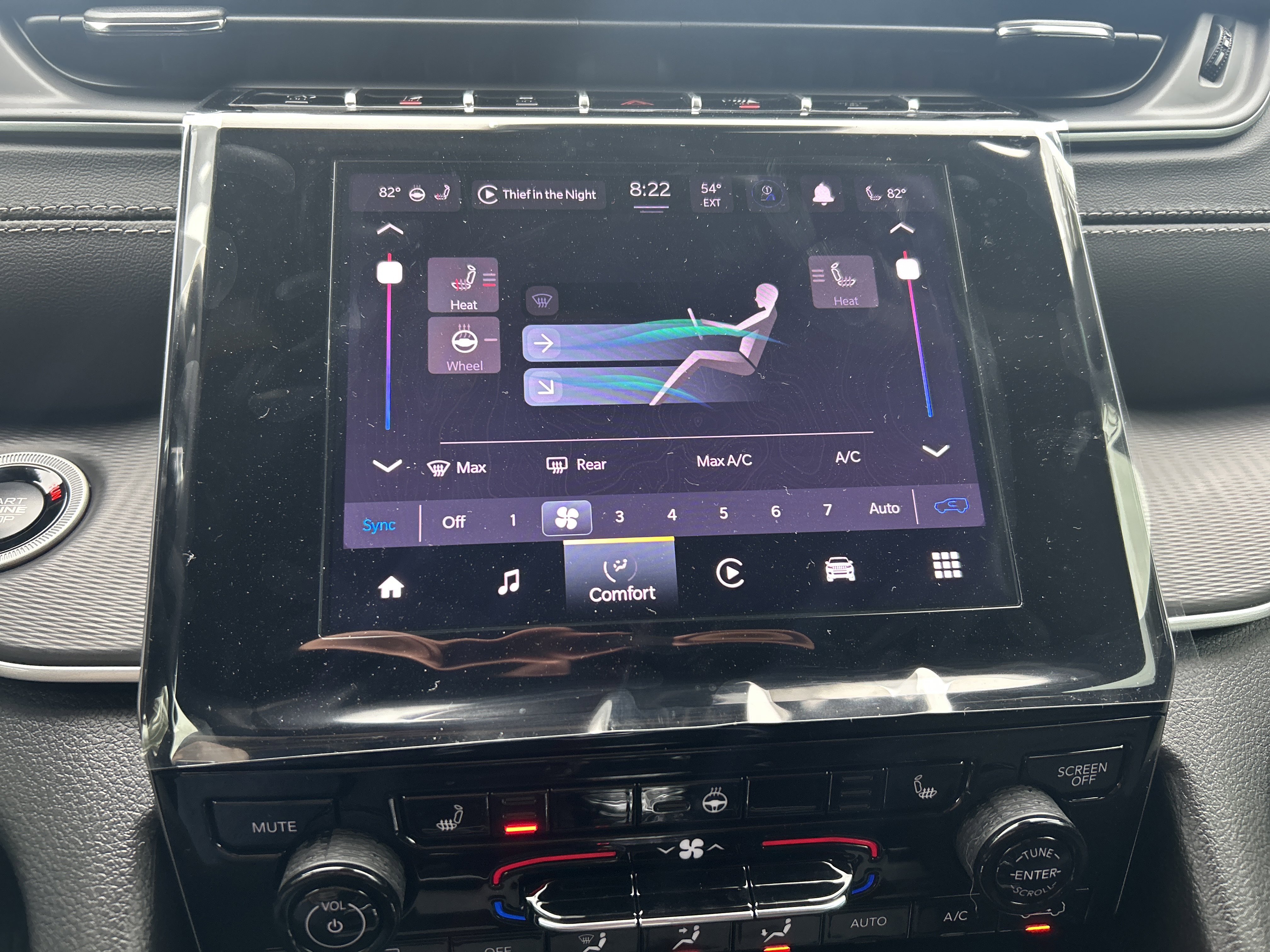 New 2025 Jeep Grand Cherokee Altitude image 29