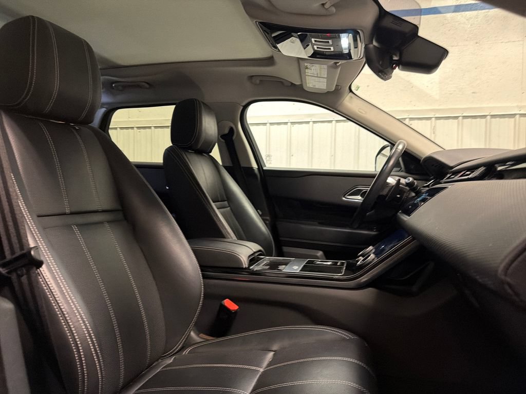 Used 2018 Land Rover Range Rover Velar S AWD/4WD image 42