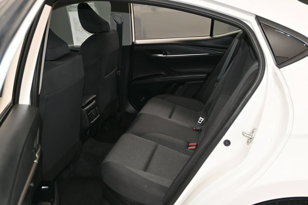 Used 2025 Toyota Camry LE FWD image 23