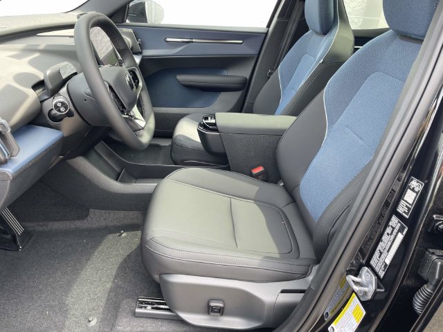 New 2026 Volvo EX30 Plus w/ Climate Package AWD/4WD image 14