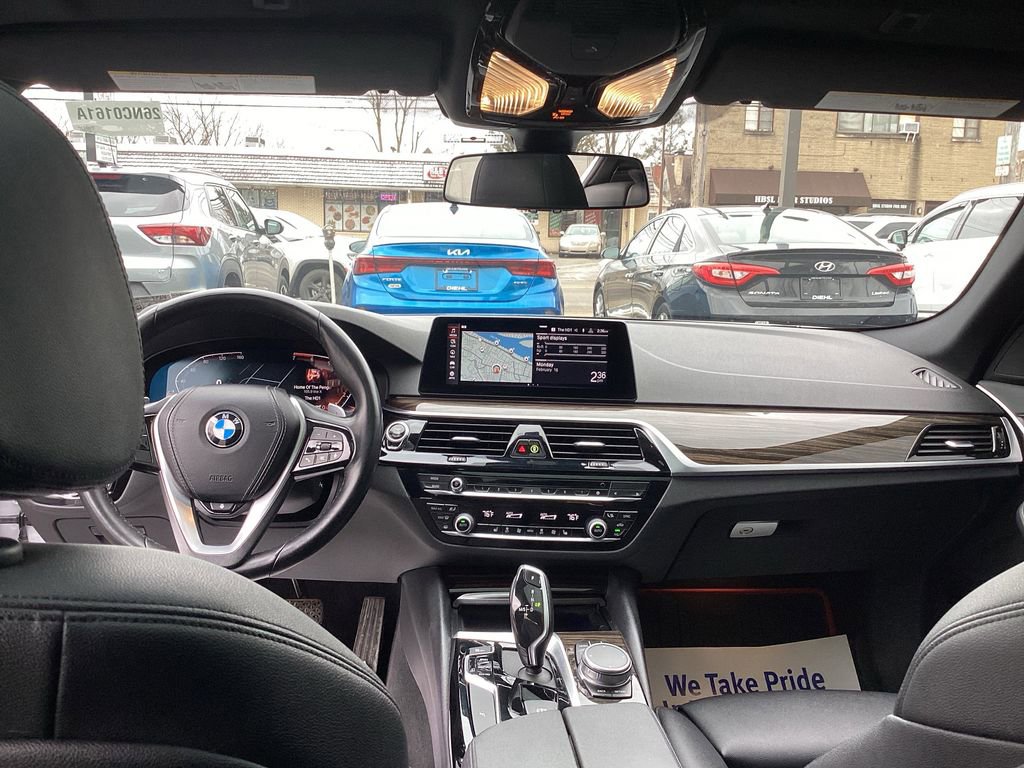 Used 2020 BMW 530i xDrive w/ Convenience Package image 39