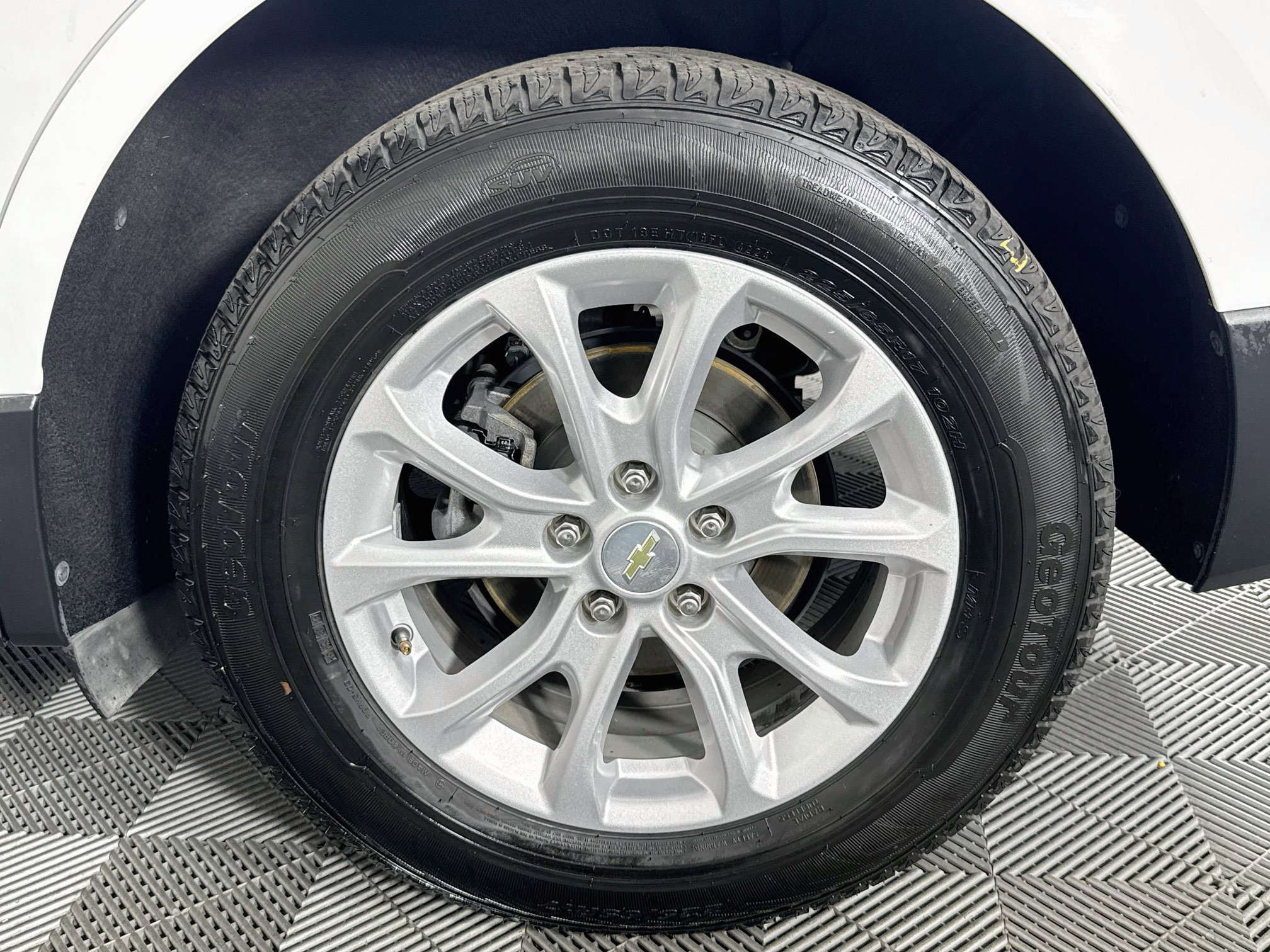 Used 2021 Chevrolet Equinox LT FWD image 65