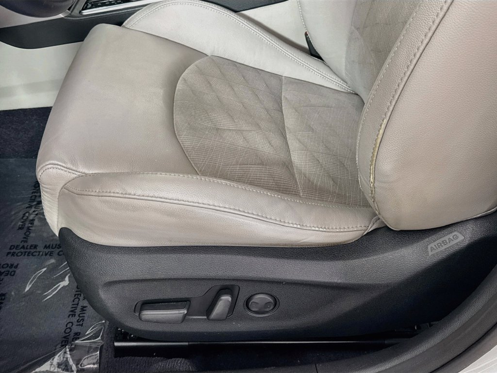 Used 2015 Hyundai Sonata Sport w/ Option Group 04 FWD image 22