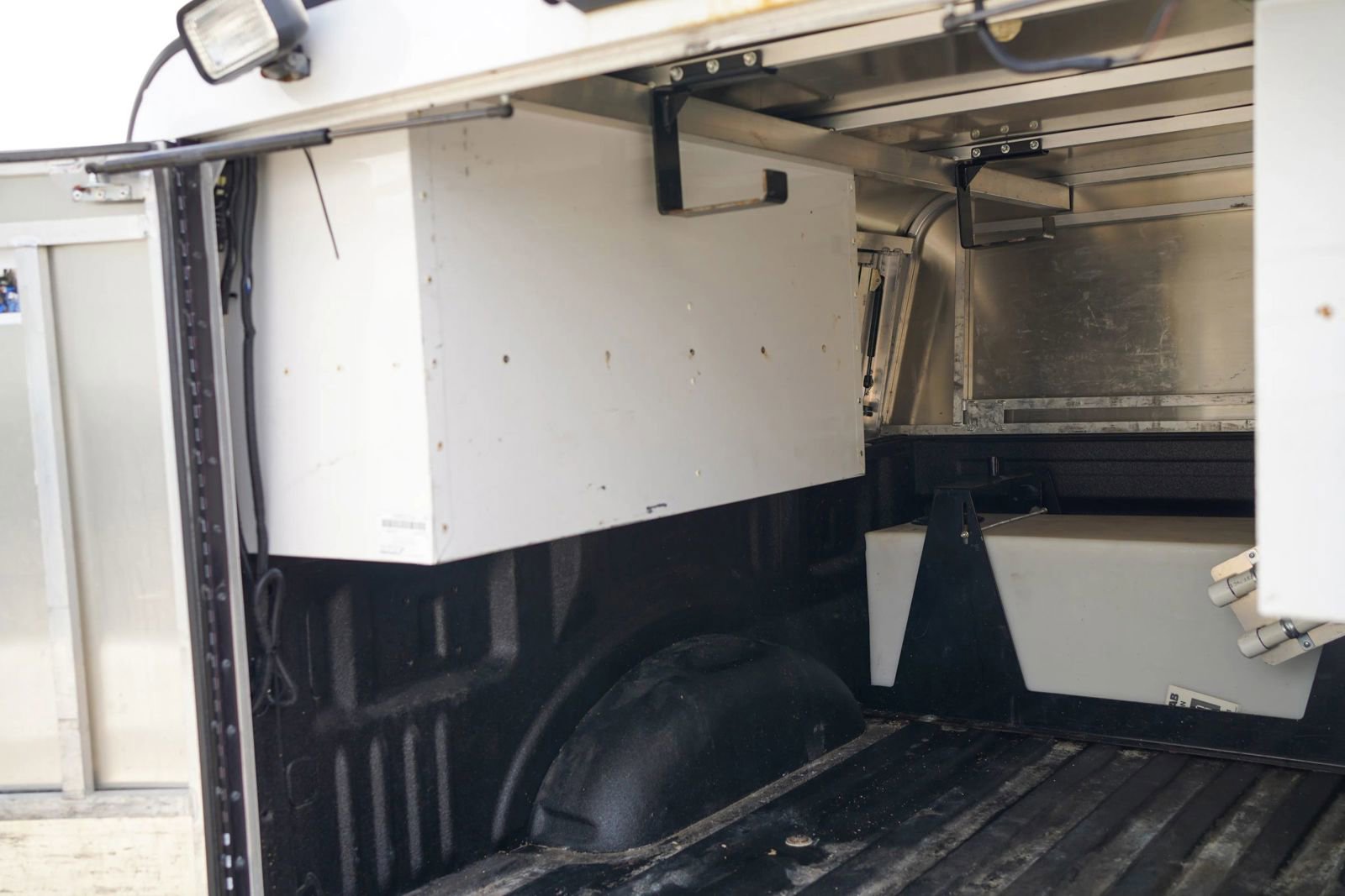 Used 2018 Ford F150 XL w/ Equipment Group 101A Mid RWD image 18