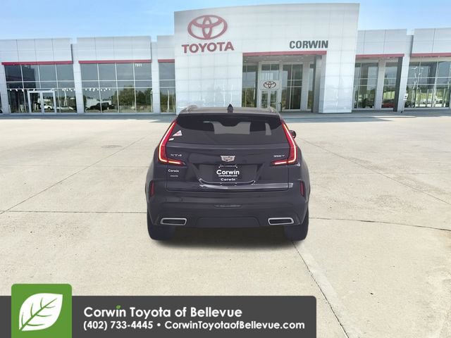 Used 2025 Cadillac XT4 Premium Luxury image 12