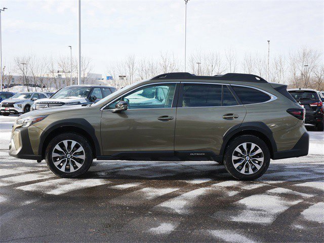 Used 2023 Subaru Outback Limited w/ Tech Package 3 image 4