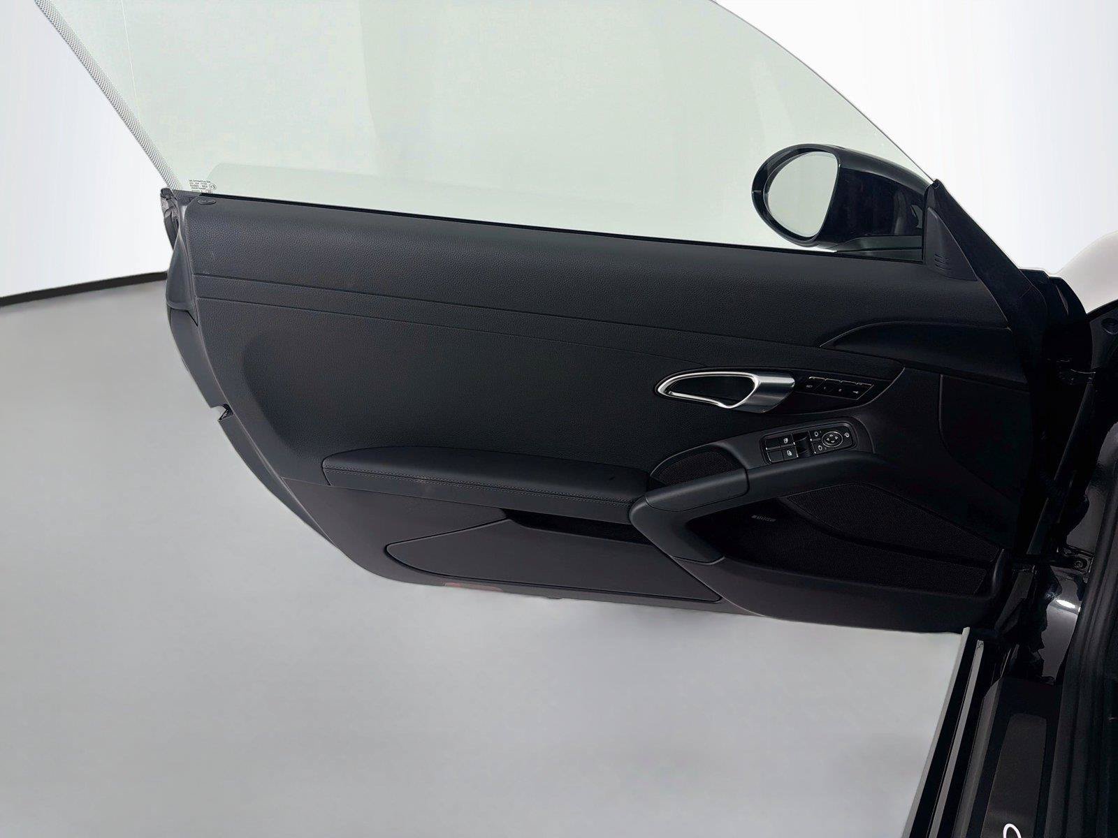 Used 2024 Porsche 718 Cayman S RWD image 6