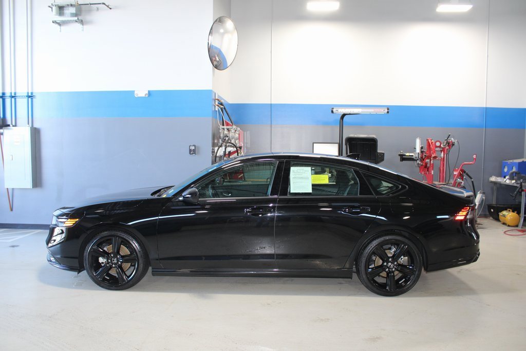 Certified 2025 Honda Accord Sport image 13
