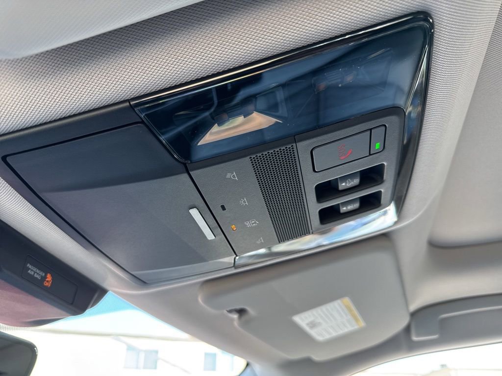 New 2026 Mitsubishi Outlander SEL FWD image 21