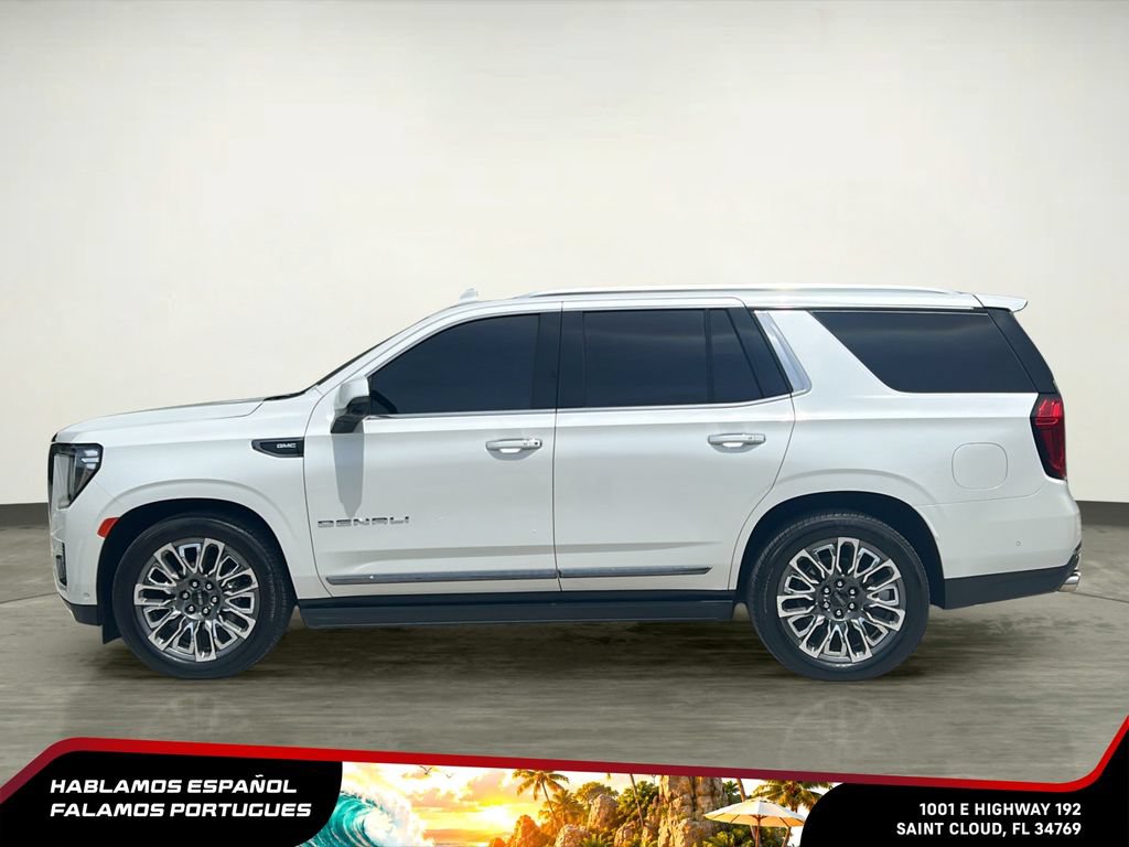 Used 2023 GMC Yukon Denali Ultimate AWD/4WD image 3