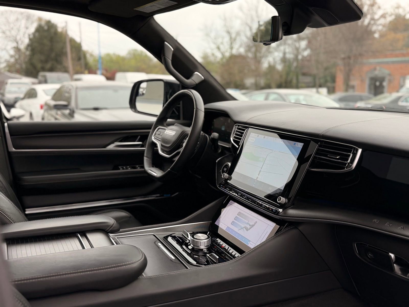 Used 2024 Jeep Grand Wagoneer L Series II w/ Quick Order Packagew 28T image 34