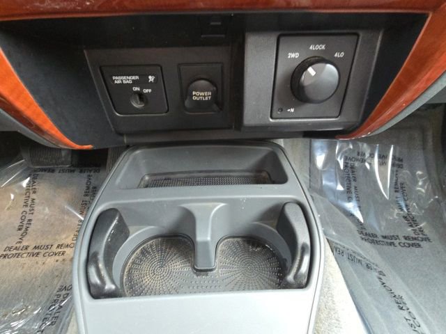 Used 2005 Dodge Dakota SLT w/ Interior Convenience Group AWD/4WD image 14