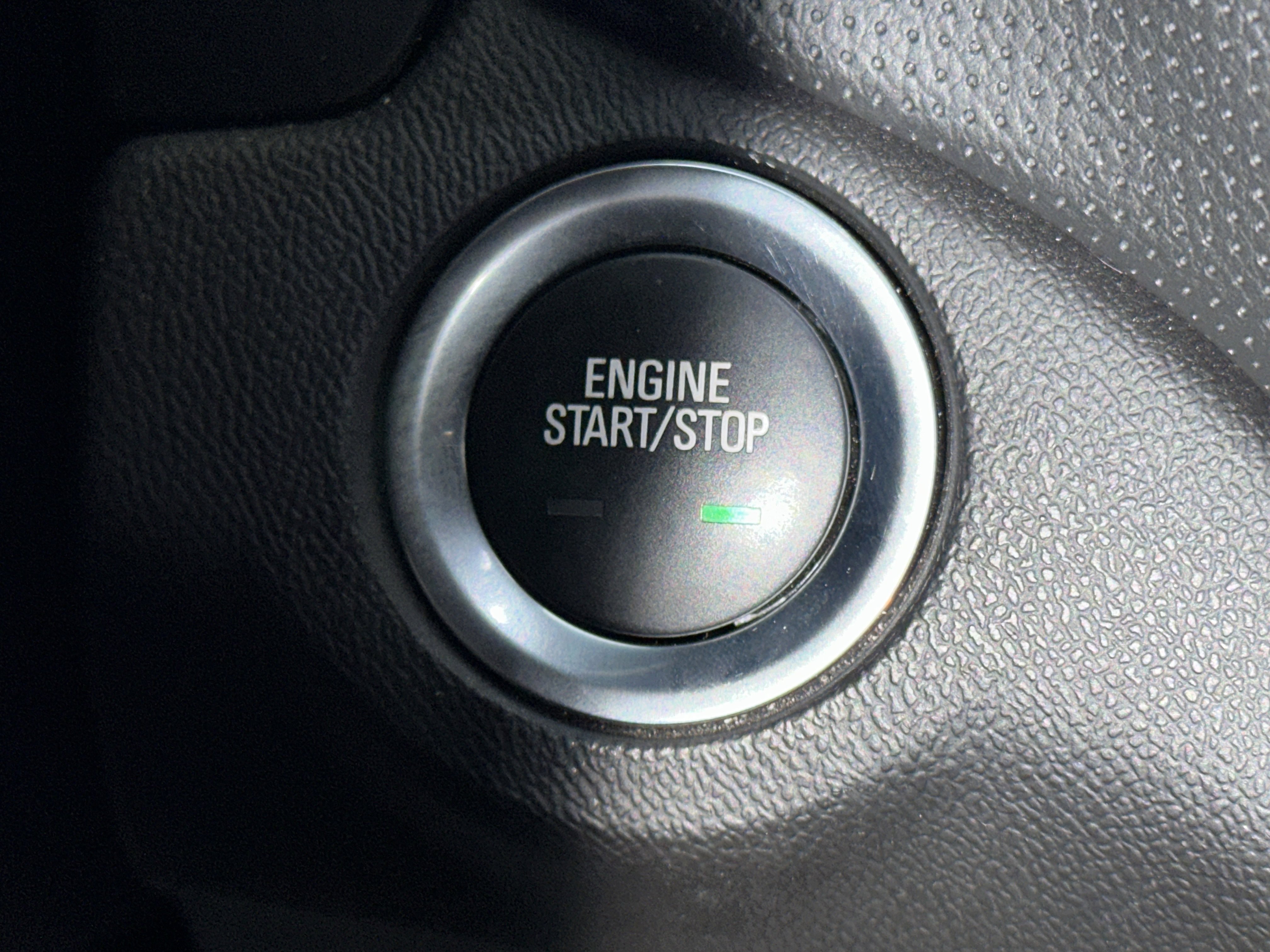 Used 2021 Chevrolet Equinox Premier FWD image 29