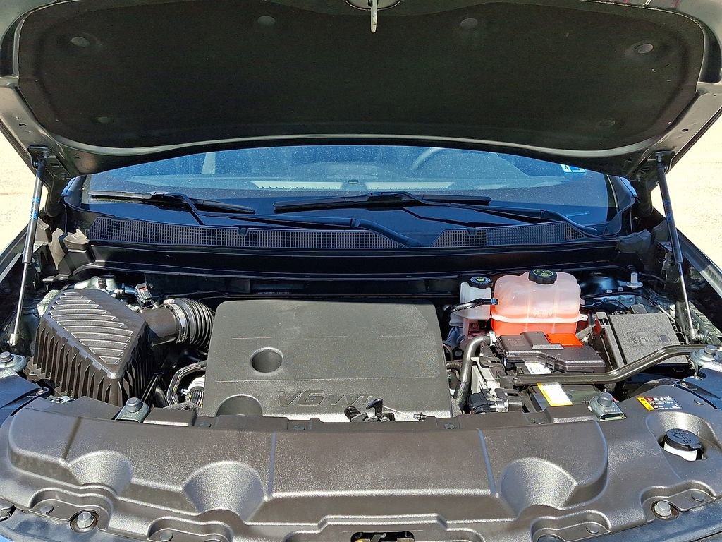 Certified 2023 Chevrolet Traverse LT image 31