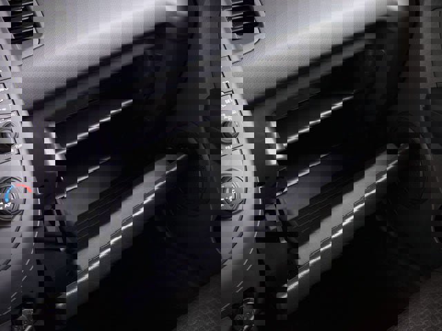 Used 2013 Kia Soul + FWD image 17