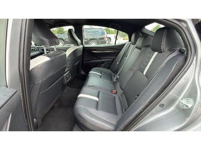 Used 2025 Toyota Camry SE FWD image 34