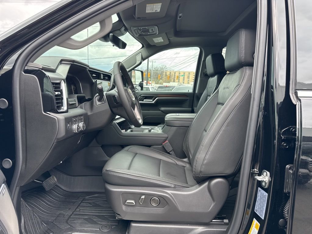 New 2026 GMC Sierra 2500 Denali w/ Denali Reserve Package AWD/4WD image 17