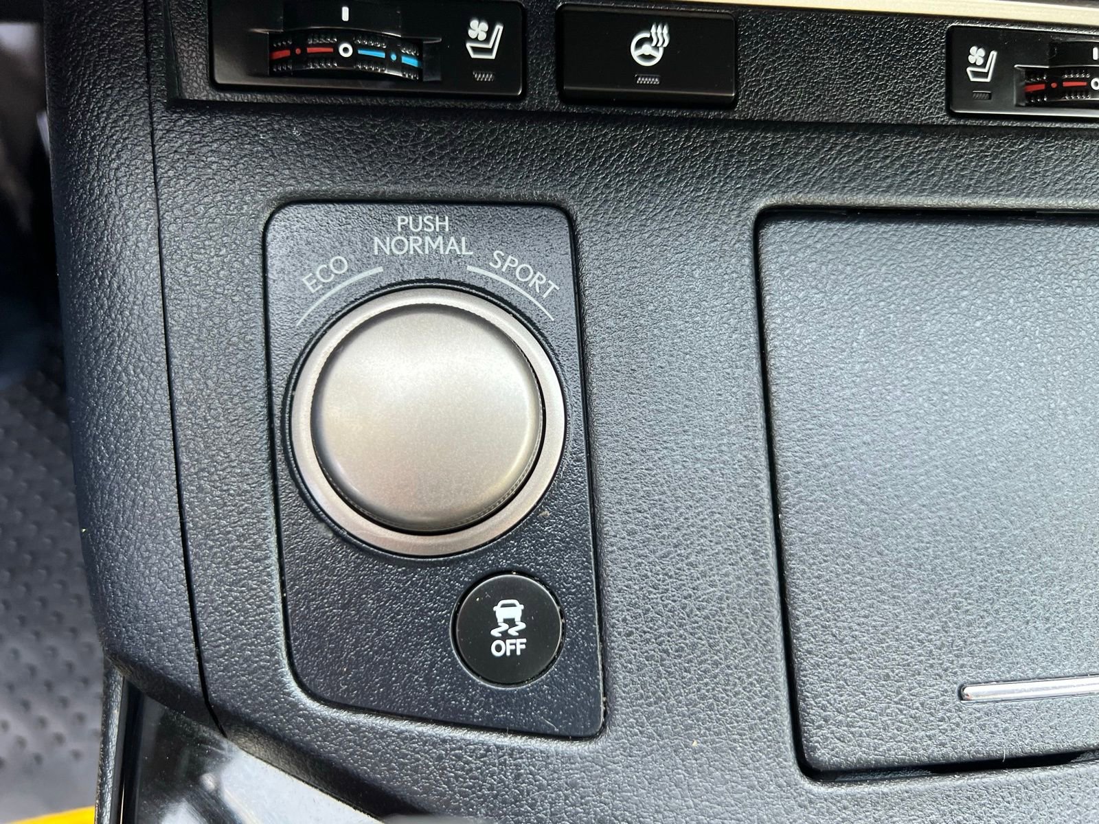 Used 2015 Lexus ES 350 w/ Premium Package FWD image 30