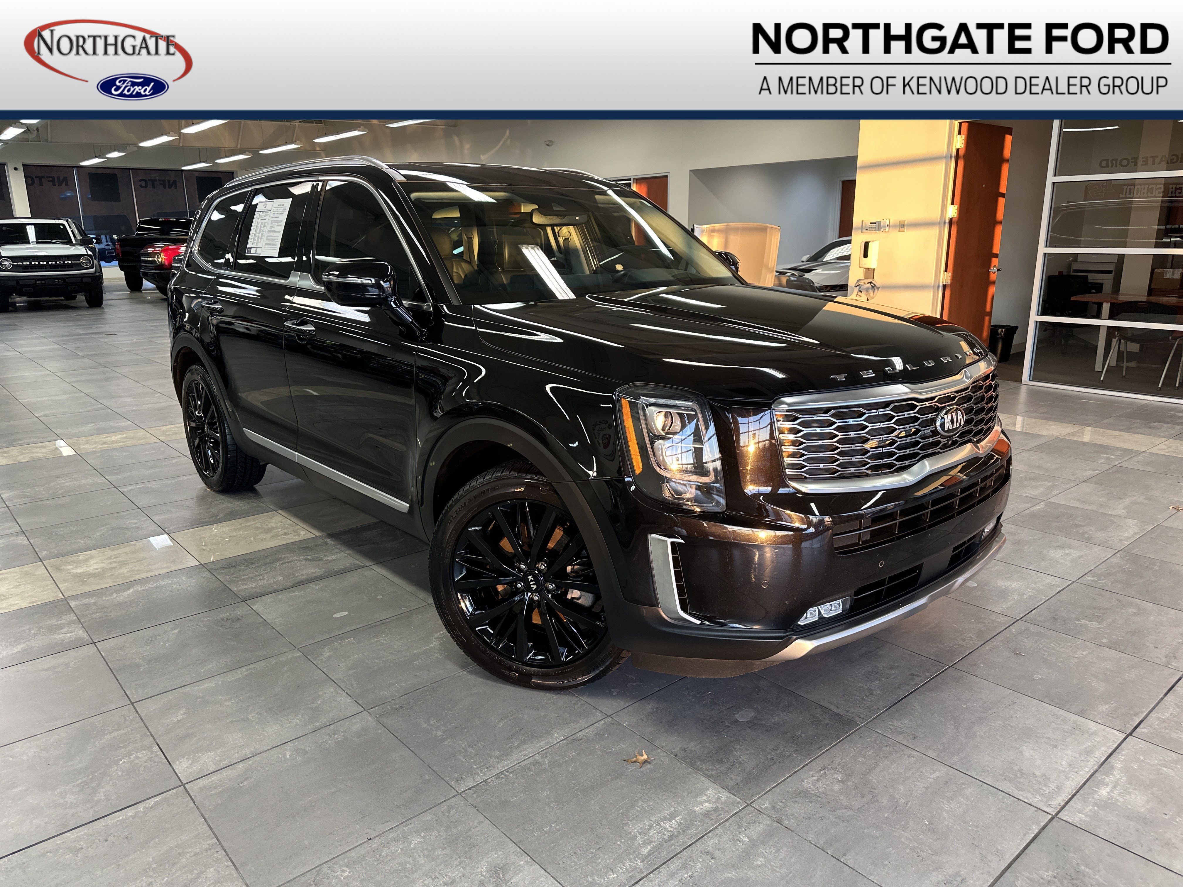 Used 2020 Kia Telluride SX w/ SX Prestige Package image 1
