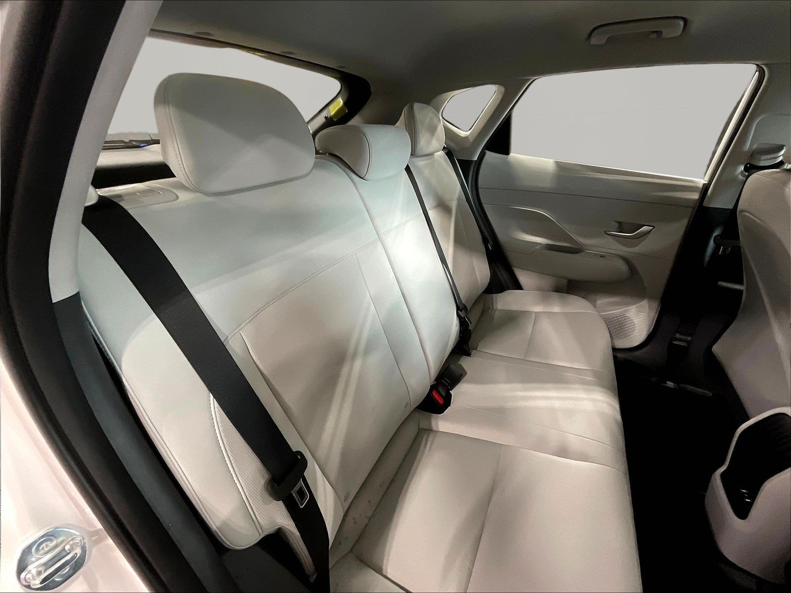New 2027 Hyundai Kona SE AWD/4WD image 19