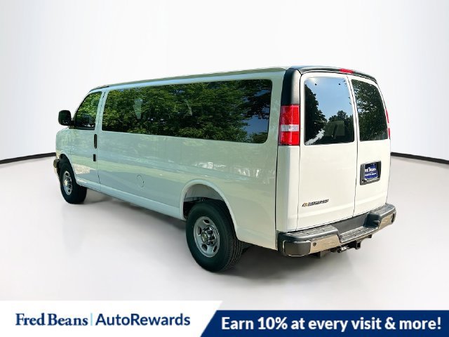 New 2026 Chevrolet Express 3500 LT w/ LT Preferred Equipment Group RWD image 5