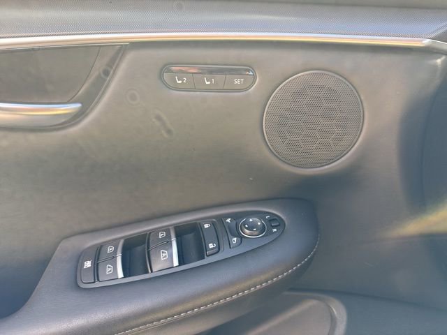 Certified 2023 INFINITI QX50 Luxe image 23