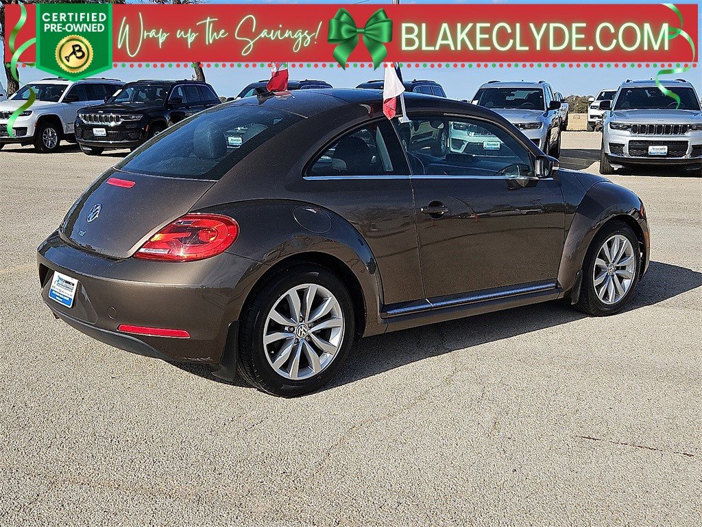 Used 2013 Volkswagen Beetle TDI image 8