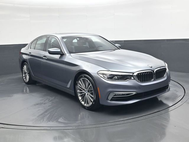 Used 2017 BMW 540i image 2