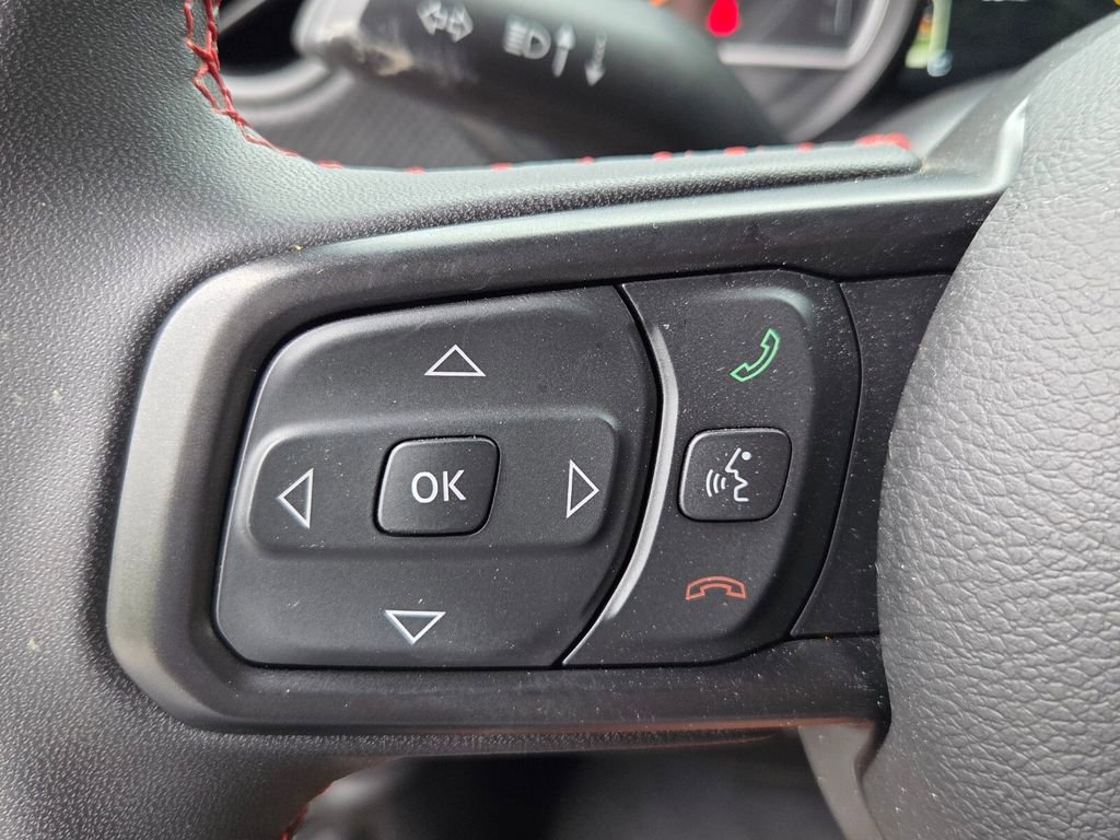 Used 2024 Jeep Wrangler Rubicon image 24