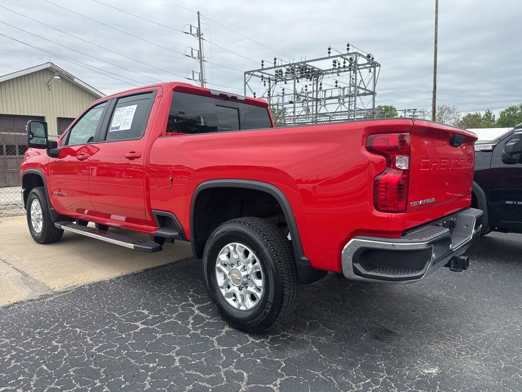 Used 2024 Chevrolet Silverado 2500 LT w/ All Star Edition AWD/4WD image 4