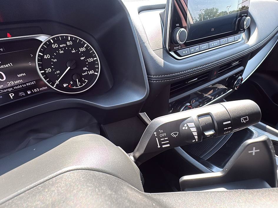 Certified 2026 Nissan Rogue Dark Armor AWD/4WD image 54