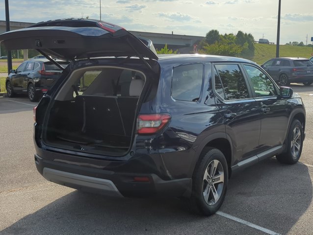 Used 2023 Honda Pilot EX-L image 8