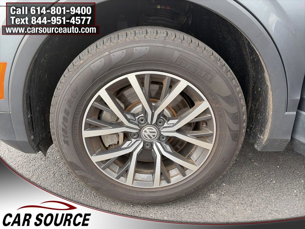 Used 2019 Volkswagen Tiguan SE w/ Panoramic Sunroof Package image 25