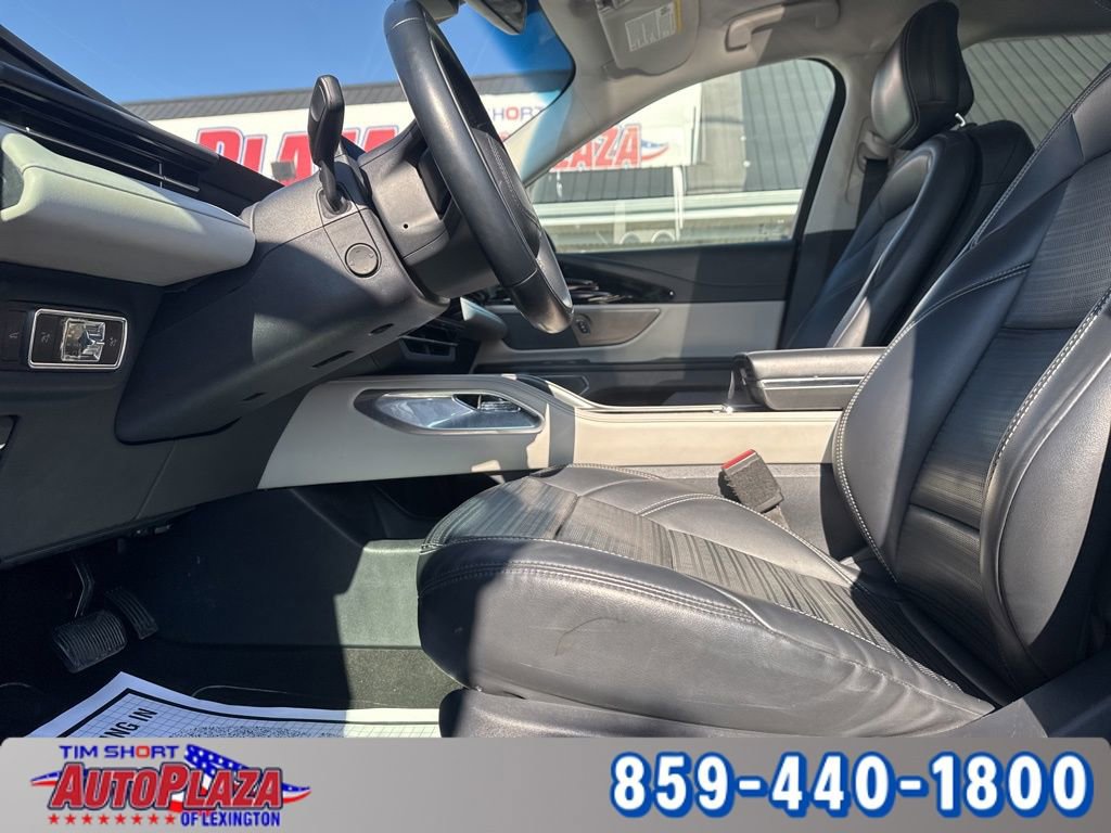 Used 2024 Lincoln Nautilus Reserve image 22